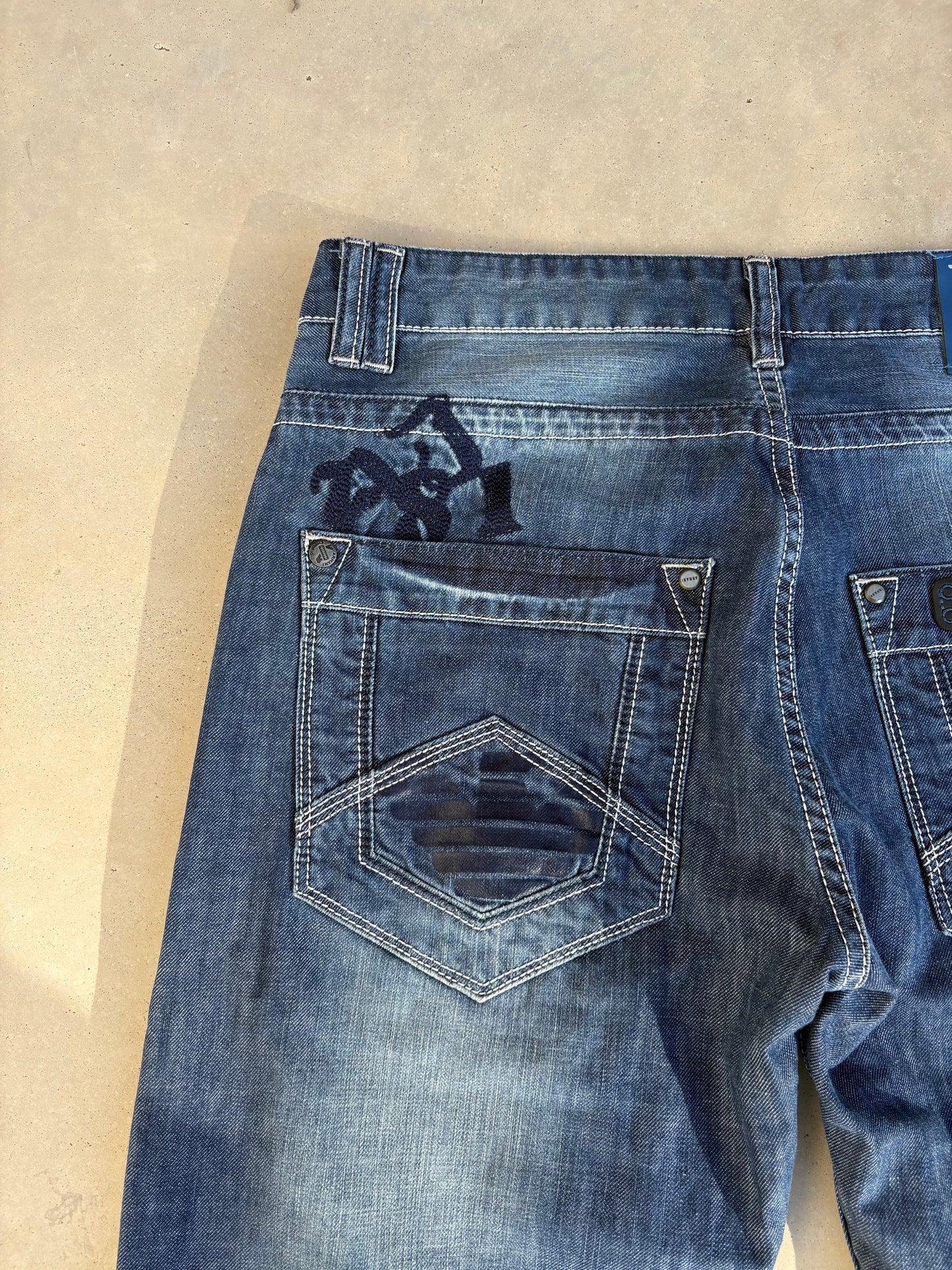 Armani Jeans (S-M)
