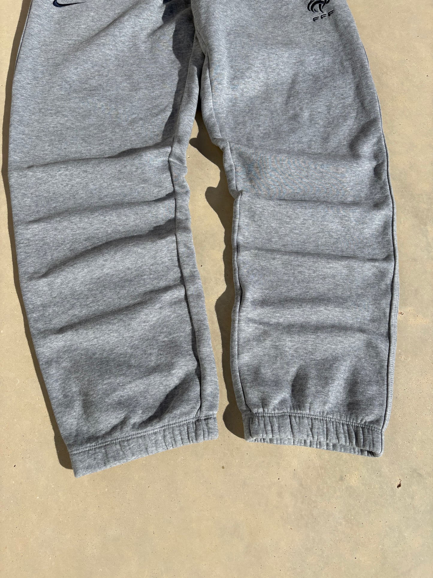 Nike France Sweatpants (M)
