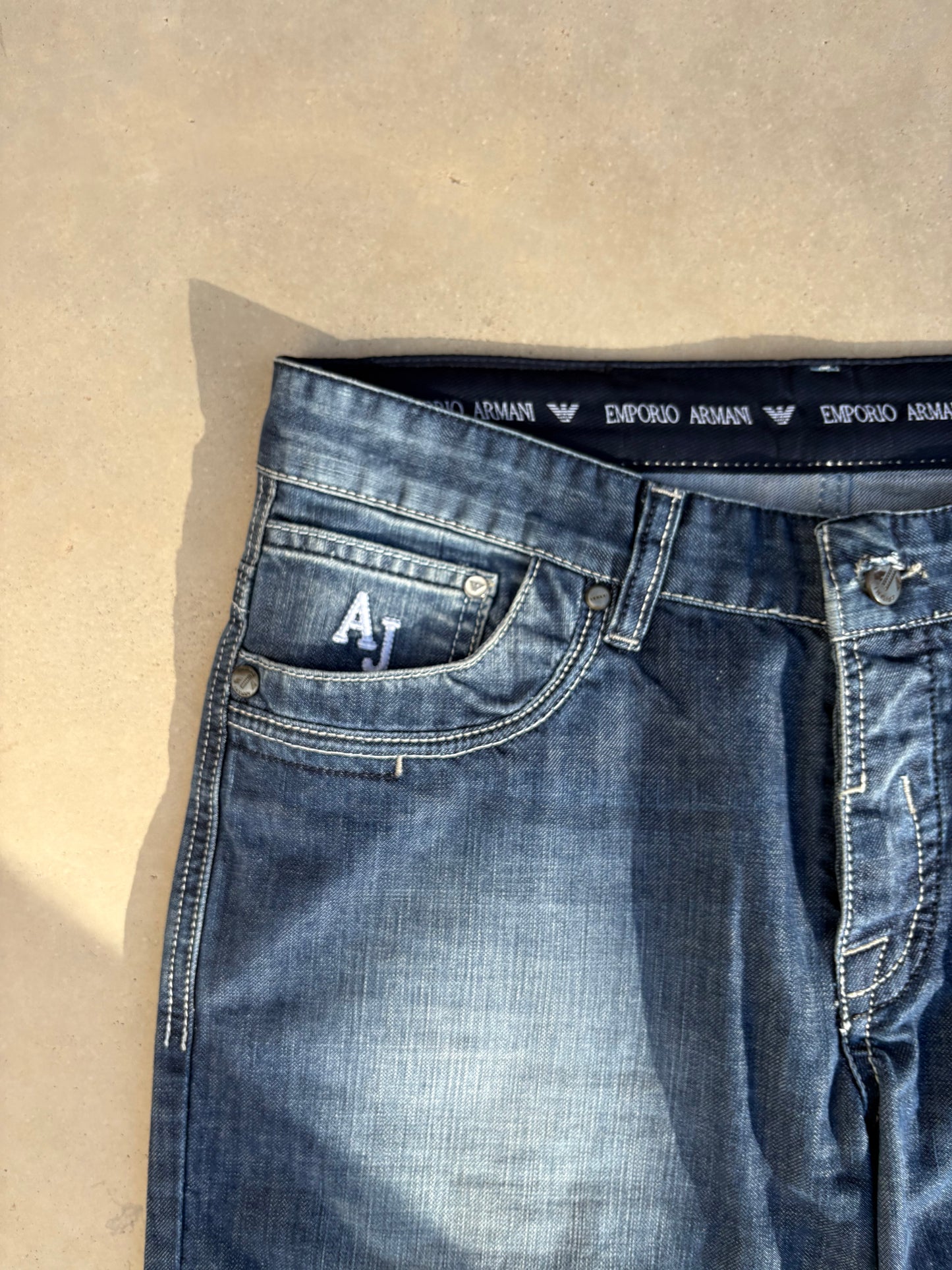 Armani Jeans (S-M)