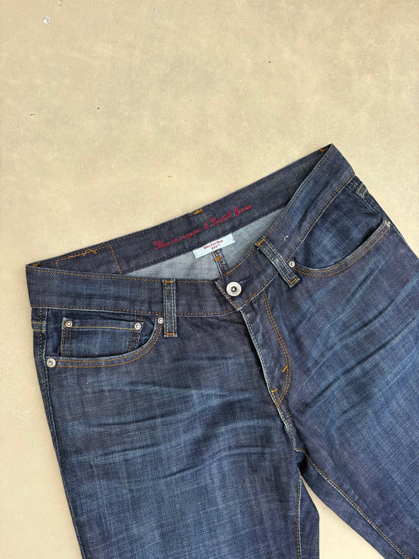 Levi’s Women Bootcut Jeans (W29)