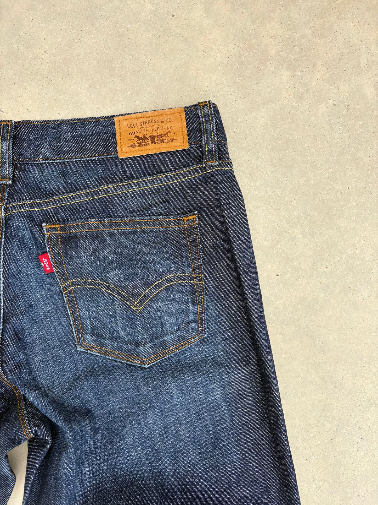Levi’s Women Bootcut Jeans (W29)