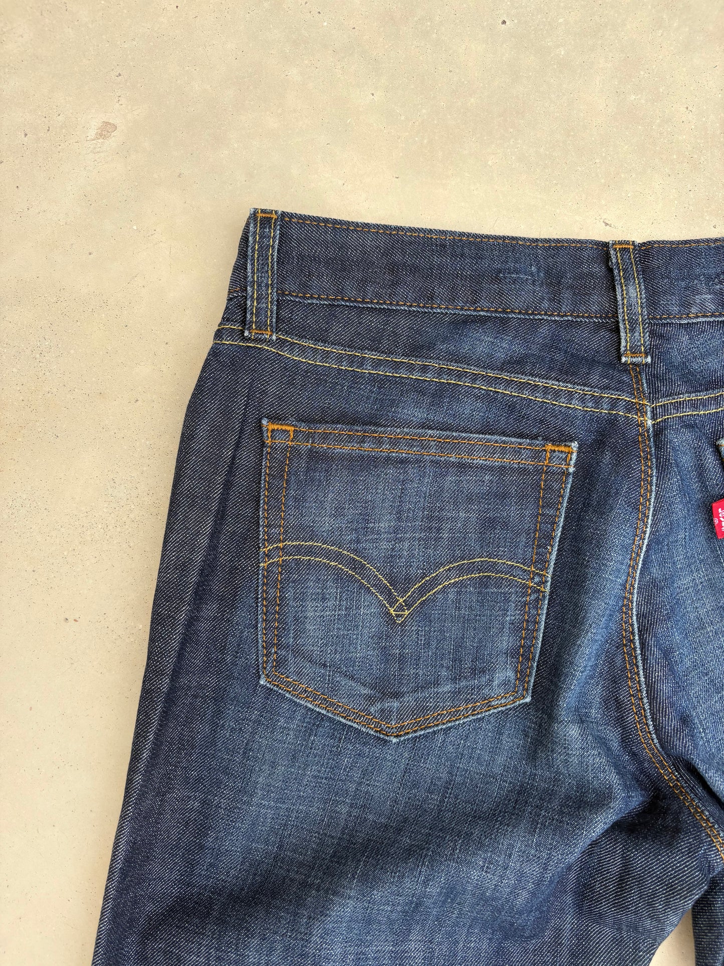 Levi’s Women Bootcut Jeans (W29)