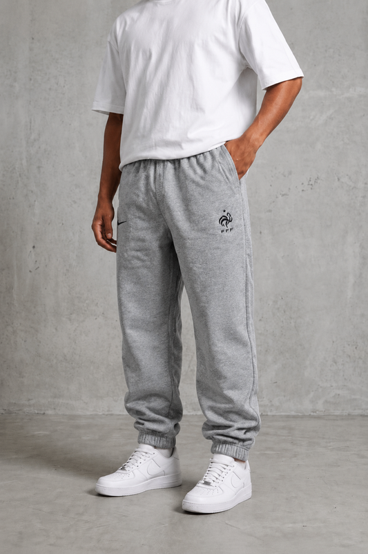 Nike France Sweatpants (M)